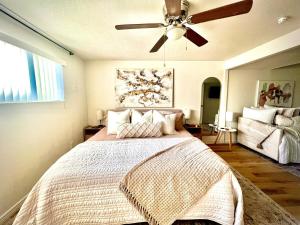 Family Fun! 5 King Beds-Hot Tub-Fire Pit-Ski-Hike