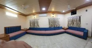 The Palm Villa - Ambaji