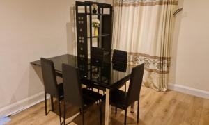 Cosy bedroom near London City Airport
