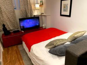 Amazing Location studio parking