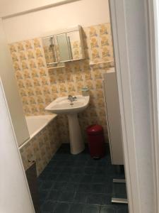 One Bedroom behind Martinez Hotel