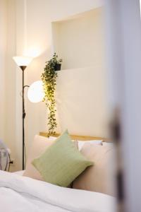Flower Homestay - 50m to Old Quarter - Cosy home - 3Brs - FreeBreakfast