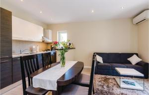 One-Bedroom Holiday Home In Gruda