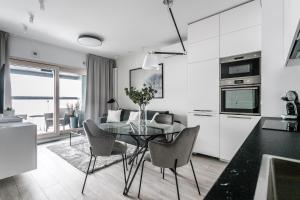 P&O Apartments Mennica Residence II