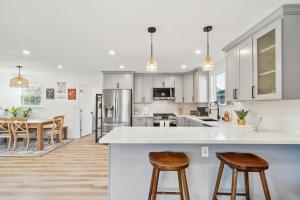 Cozy Home with Hot Tub - Family-Friendly Yard home