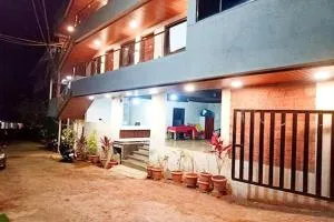 Hotel Sai Executive Near Holy Cross Church Mahabaleshwar - Mahād