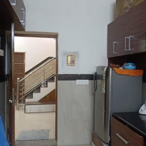 Home stay & hotel booking