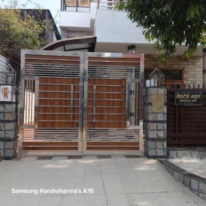 Home stay & hotel booking