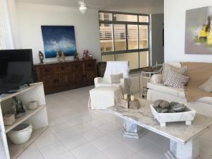 VISTA DESLUMBRANTE - Um por andar - Pitangueiras