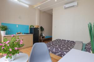 Cozy studio in Phu Nhuan District near District 1