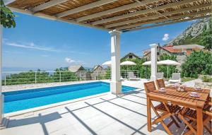 Holiday Home Gornje Tucepi With Sea View 313