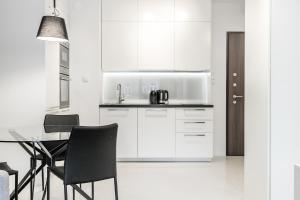 P&O Apartments Mennica Residence III