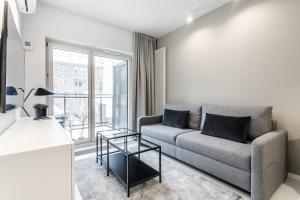 P&O Apartments Mennica Residence III