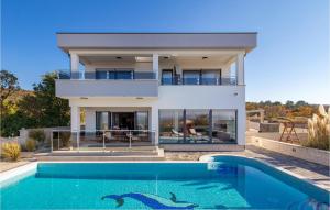 Cozy Home In Punat With Sauna