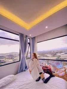 NEST House - Manline