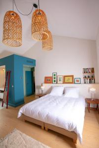 Près dAvignon maison luxe vue terrasses piscine