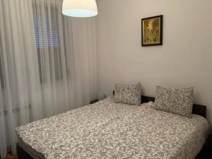 Elegant Two Bedroom Apartment - Top Location