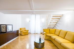 Centrally Located By The Sea Prestigious