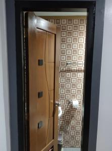 In The Heart of San Fernando Elsas Room