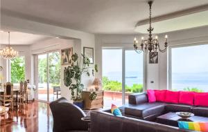 4 Bedroom Gorgeous Home In Kostrena 