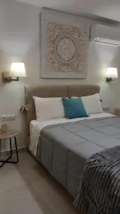 G&K House Garden - 美西尼