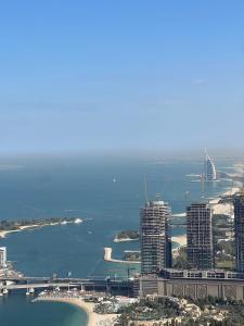 Veer Apartments - 87th Floor Penthouse Full Sea View 5 BHK