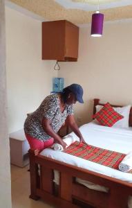Homebase gardens hotel & safaris