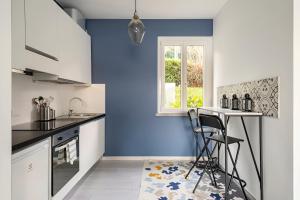 Happy Guest Apartments - Blue Apartment