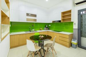 MQ Apartment District 1