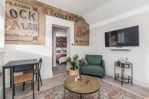 Oak Rooms, Historic Charm and Luxury in Hurstpierpoint High Street - Hurstpierpoint