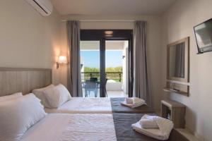 Carisa Suites and Apartments