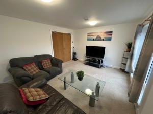 Four Bed Free Parking