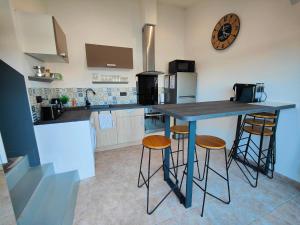 Maisons de vacances Maison classe 3 etoiles Perols avec terrasse et clim : photos des chambres