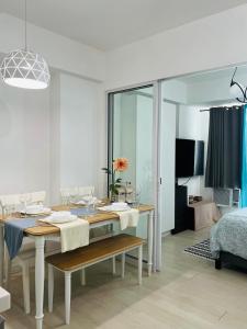 Maldives Suites, Azure Urban Resorts and Residences