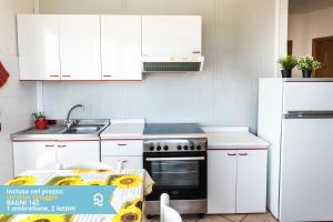 Senigallia, bilocale sul mare con spiaggia inclusa - SE001