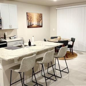 "Explore Disney, Universal & More! Cozy Auburndale Home for Your Florida Adventure!"