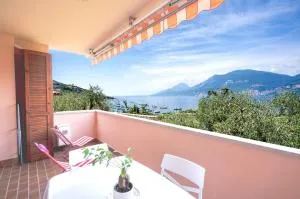 Miry Beth's House - Assenza di Brenzone