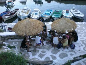 Zacharoula Rooms Ikaria Greece