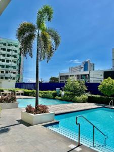 Davao Downtown Condo With Pool Access