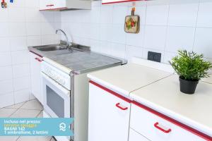 SE007 - Senigallia, bilocale sul mare con spiaggia