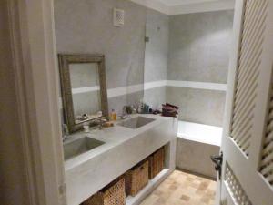 Antico Houch in a contemporary key