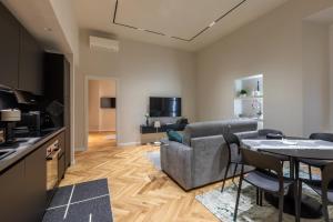 Vatican Charming RHome