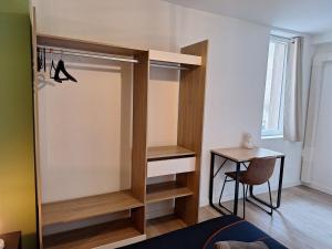 Appartements Faubourg des voyageurs 6 - T3 climatise 4 personnes - proche axe autoroute : photos des chambres