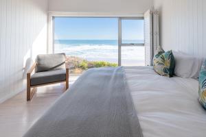 Dolphin View Beach Villa