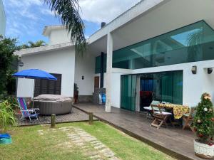 Casa em Garopaba, com vista pra montanha Encantada