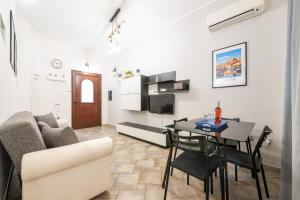 Karalice Apartment img13