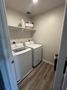 3 bed 3 Bath Gated Corner unit