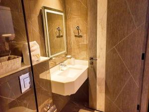 Studio Apartment at Park Views in Samana Al Barsha by Vibel