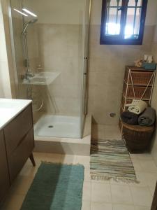 Villas Spacious villa pool sea view 7 people 4 bedrooms : Villa