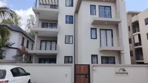 Cozy 2BR Retreat Flic en Flac